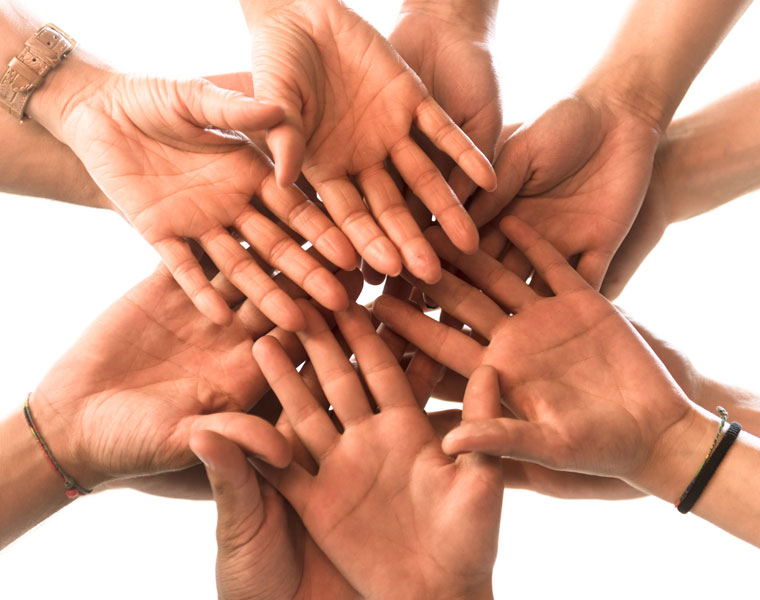 image mains pour service civique DD